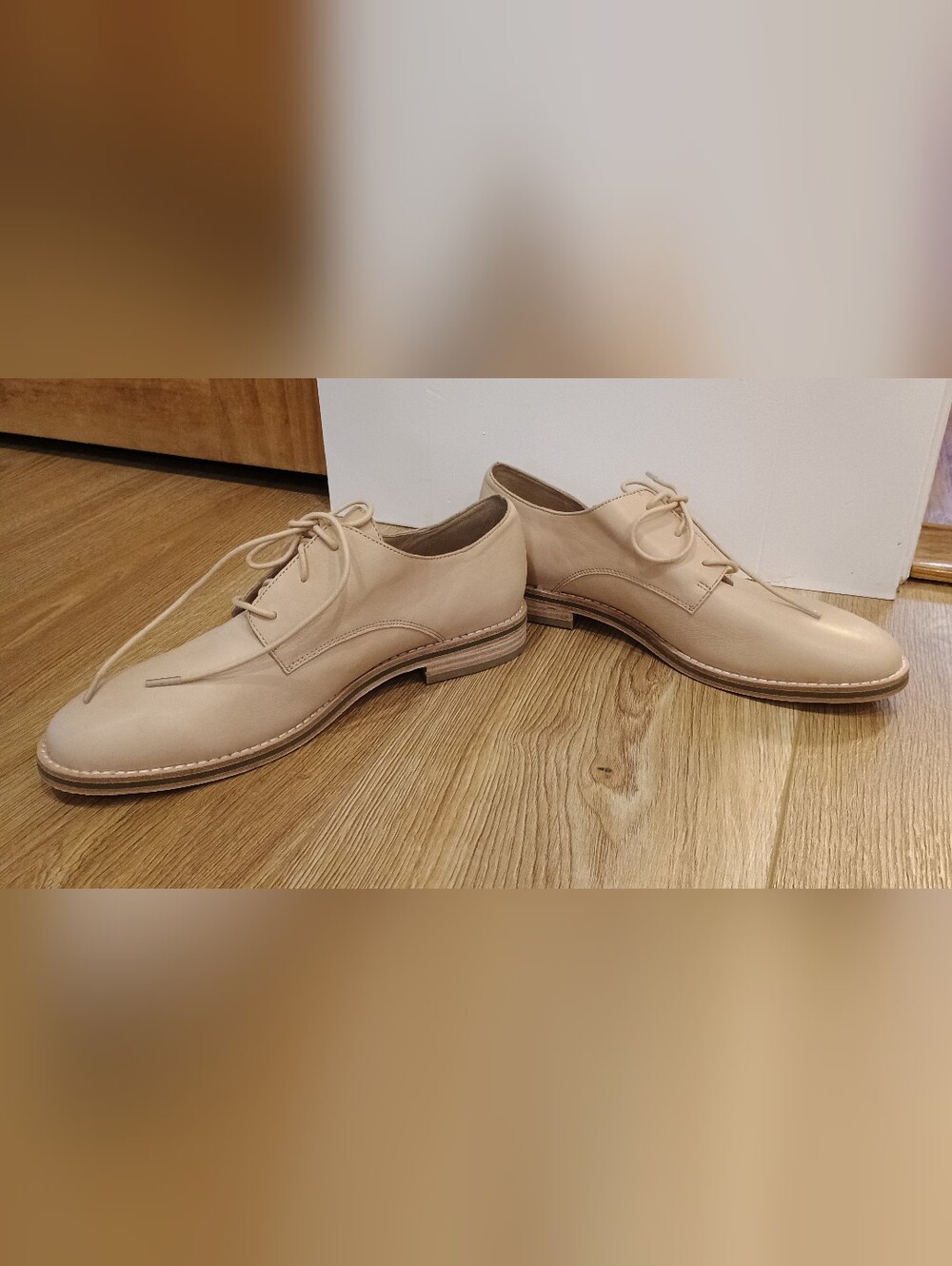 Eileen Fisher Beige Leather Oxford Shoes Women's Size 8 - Picture 3 of 6